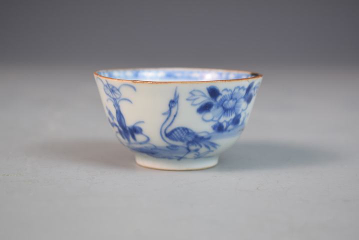 古玩陶瓷花鳥紋杯碟真品鑒賞圖