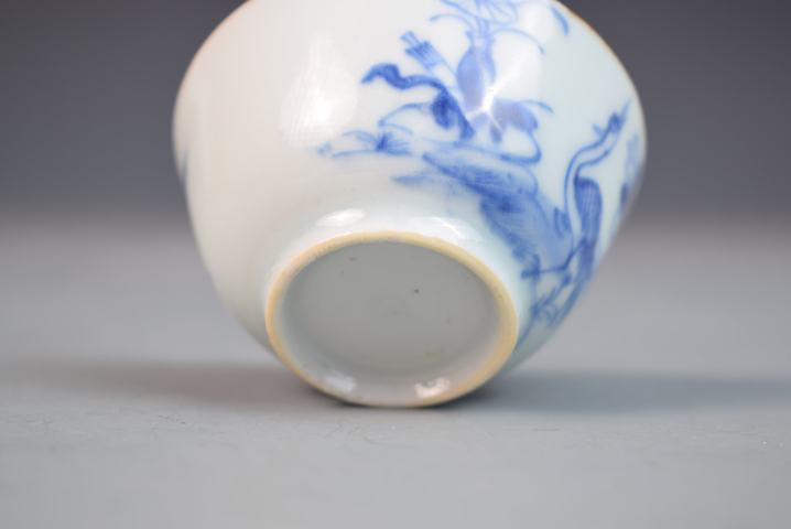 古玩陶瓷花鳥紋杯碟真品鑒賞圖