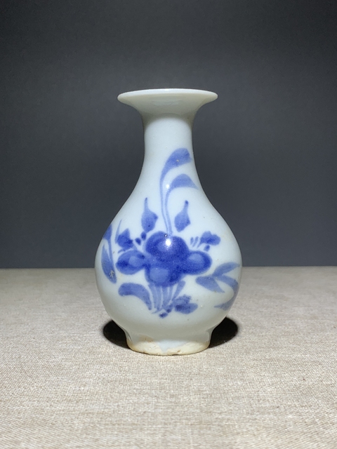 域鉴古玩】青花花卉纹玉壶春瓶鉴定结果_青花花卉纹玉壶春瓶真假鉴别