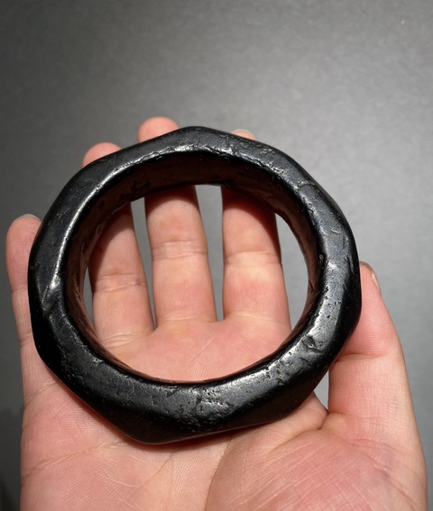 古玩玉器煤精手鐲真品鑒賞圖