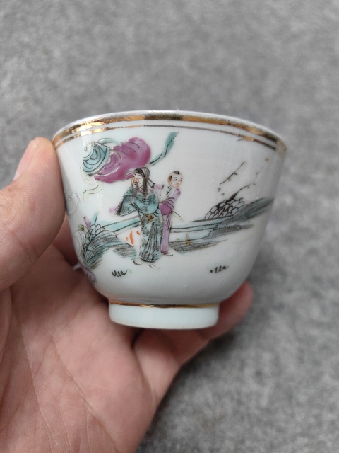 古玩陶瓷粉彩杯拍賣，當前價格800元