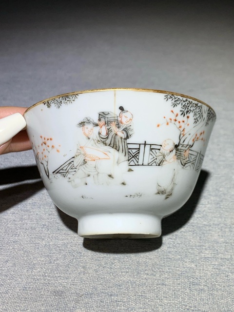 古玩陶瓷同治礬紅墨彩小碗真品鑒賞圖