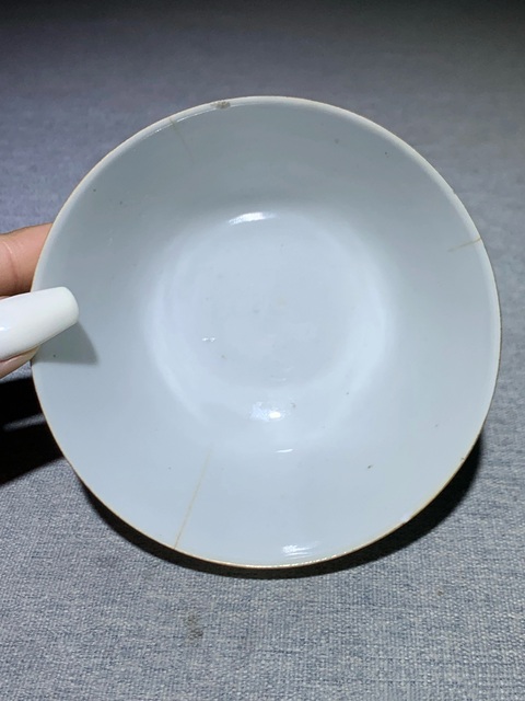 古玩陶瓷同治礬紅墨彩小碗真品鑒賞圖