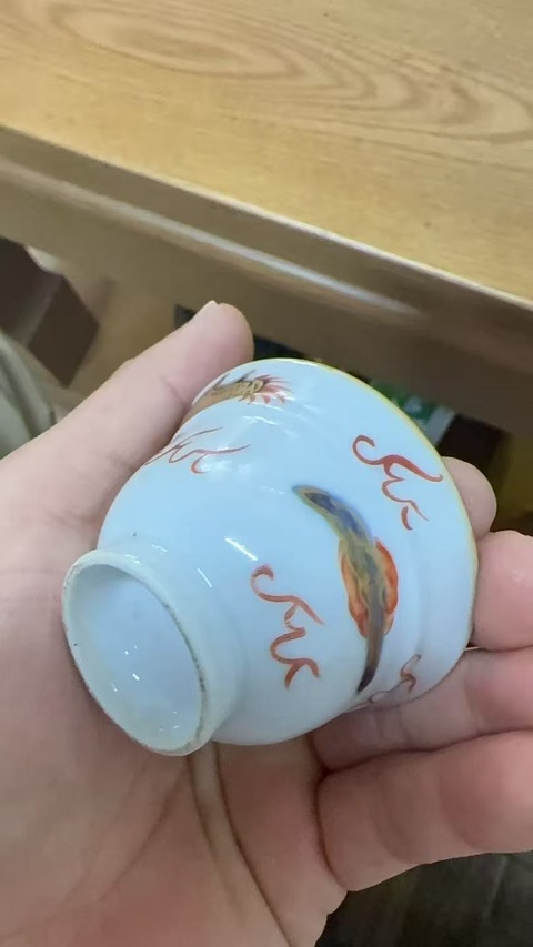 古玩陶瓷青花加彩龍紋杯碟套裝真品鑒賞圖