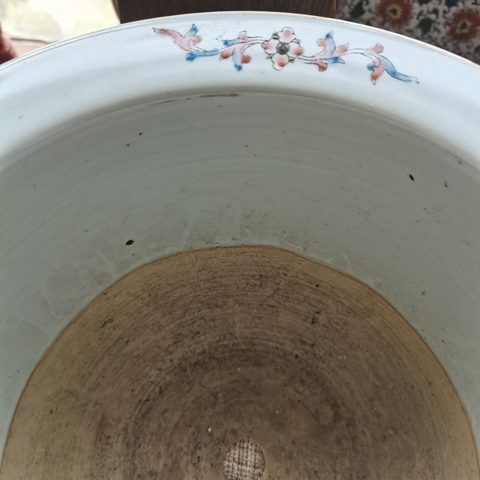 古玩陶瓷花鳥紋花盆真品鑒賞圖