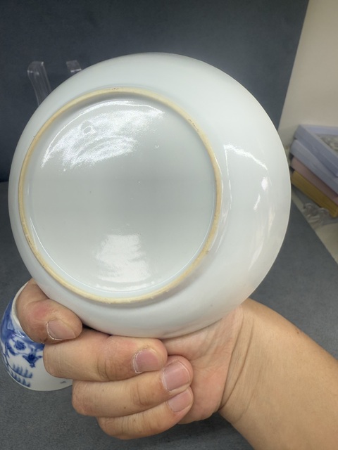 古玩陶瓷乾隆·青花山水人物紋杯碟一套 真品鑒賞圖