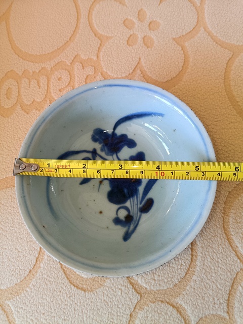 古玩陶瓷花卉紋青花洗真品鑒賞圖