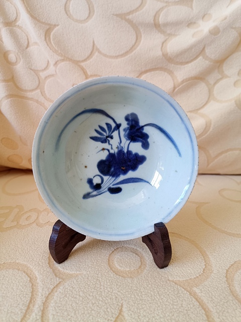 古玩陶瓷花卉紋青花洗真品鑒賞圖