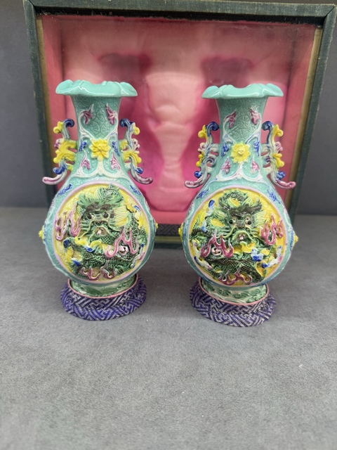 古玩陶瓷龍紋瓶真品鑒賞圖