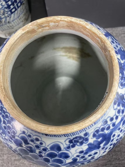 古玩陶瓷清康熙青花鳳穿牡丹紋將軍罐真品鑒賞圖