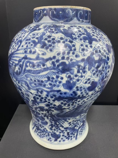 古玩陶瓷清康熙青花鳳穿牡丹紋將軍罐真品鑒賞圖
