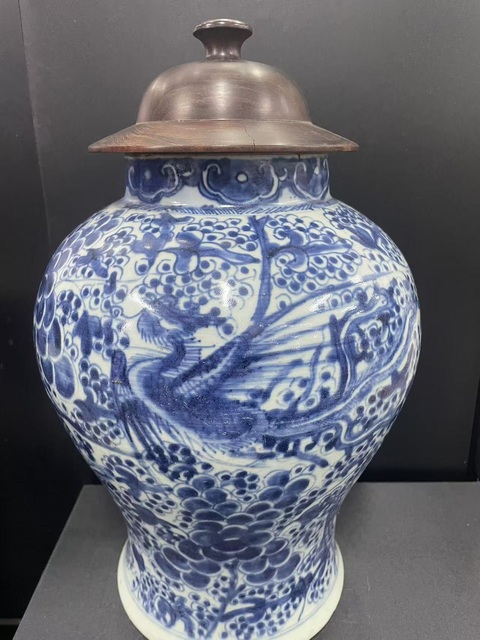 古玩陶瓷清康熙青花鳳穿牡丹紋將軍罐真品鑒賞圖