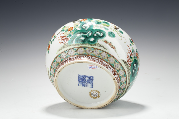 古玩陶瓷晚清·五彩花鳥紋蓋罐真品鑒賞圖