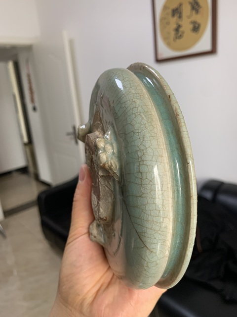 古玩陶瓷龍泉青瓷三足爐拍賣,當(dāng)前價格4200元