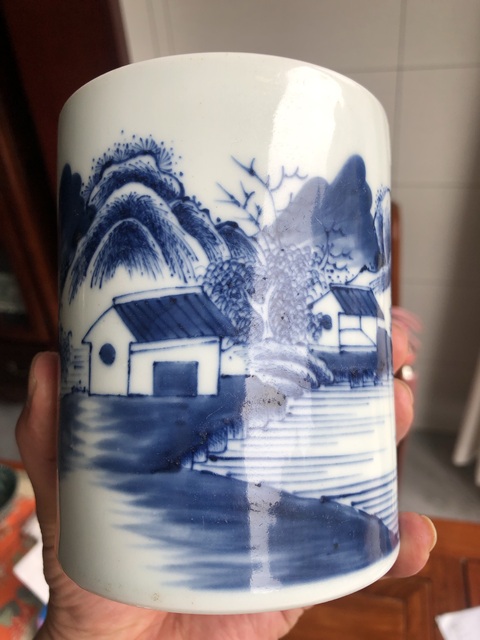 古玩陶瓷青花筆筒真品鑒賞圖