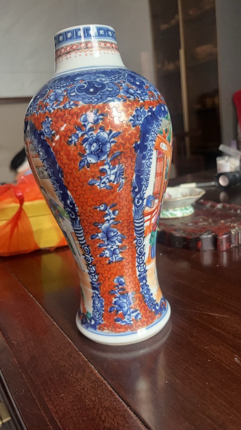 古玩陶瓷廣彩瓶真品鑒賞圖