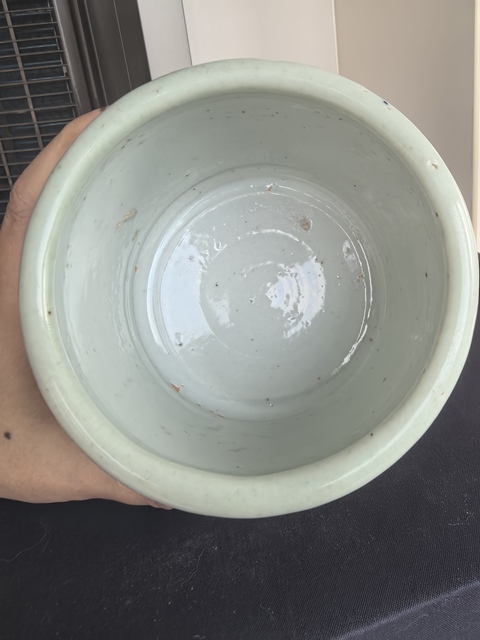 古玩陶瓷豆青釉刻花香爐真品鑒賞圖