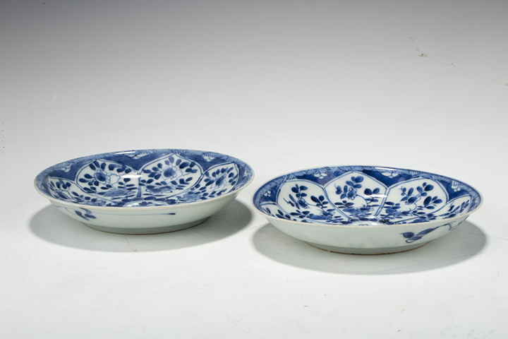 古玩陶瓷晚清·青花開窗花卉紋小盤一對拍賣，當前價格828元