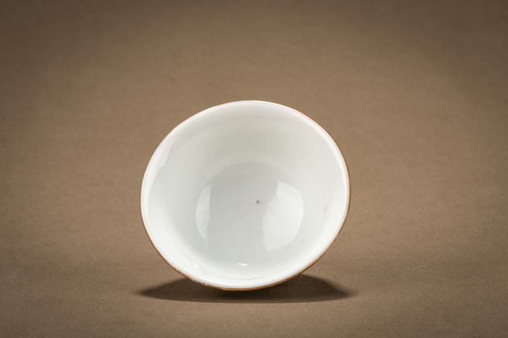 古玩陶瓷民國·石廬款粉彩百花不落地紋杯一對拍賣,當前價格1254元