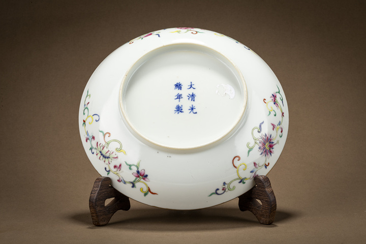 古玩陶瓷清光緒·粉彩描金福壽紋盤（官）真品鑒賞圖
