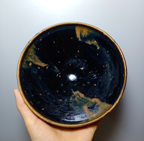 古玩陶瓷元代·磁州窯黑釉鐵銹斑碗真品鑒賞圖