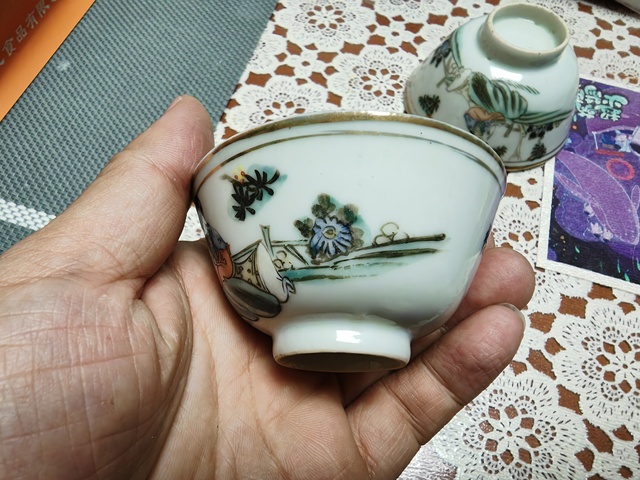 古玩陶瓷油粉彩仕女人物杯真品鑒賞圖
