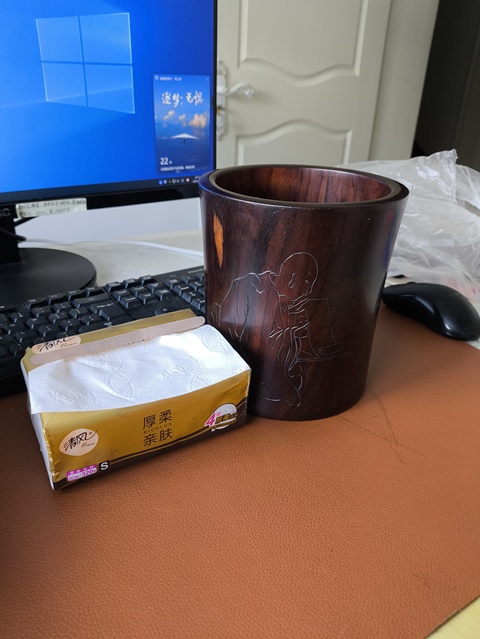 古玩雜項(xiàng)筆筒拍賣(mài),當(dāng)前價(jià)格2600元