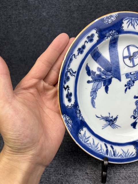古玩陶瓷清康熙·青花開窗鳳求凰故事紋折沿盤拍賣，當(dāng)前價(jià)格999元