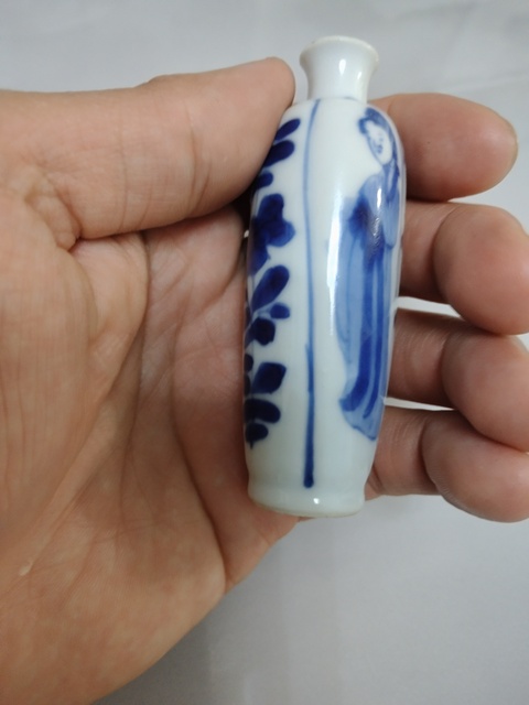 古玩陶瓷康熙青花仕女圖鼻煙壺拍賣,當前價格6000元
