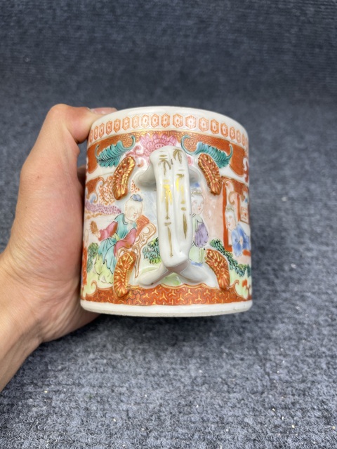 古玩陶瓷乾隆廣彩庭院人物紋馬克杯拍賣,當前價格3588元