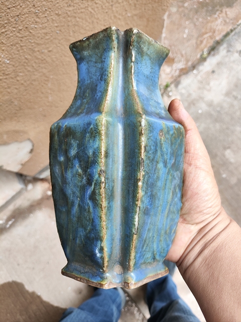 古玩陶瓷石灣窯鈞釉印人物紋雙聯瓶真品鑒賞圖