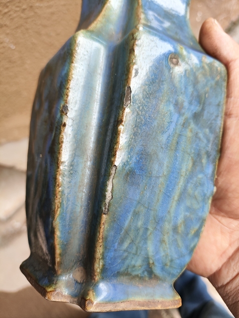 古玩陶瓷石灣窯鈞釉印人物紋雙聯瓶真品鑒賞圖
