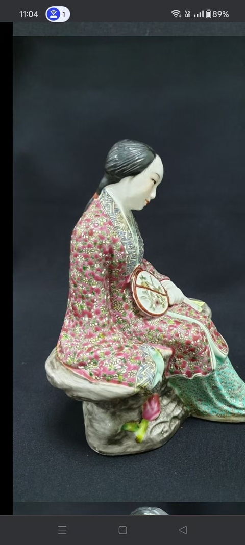 古玩陶瓷粉彩人物造像，無底圖，偏老真品鑒賞圖