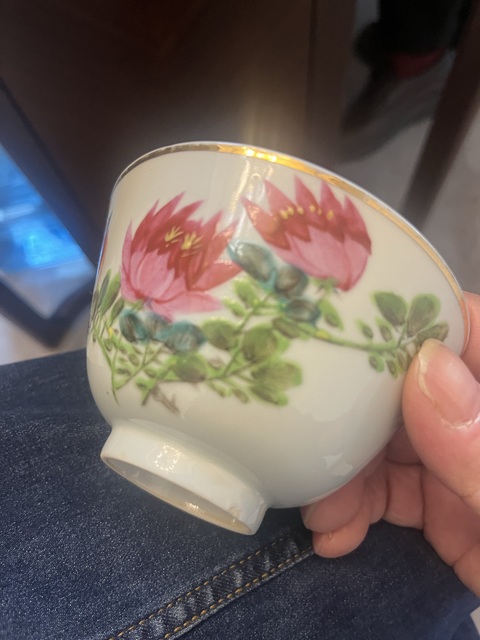古玩陶瓷粉彩蓋碗真品鑒賞圖