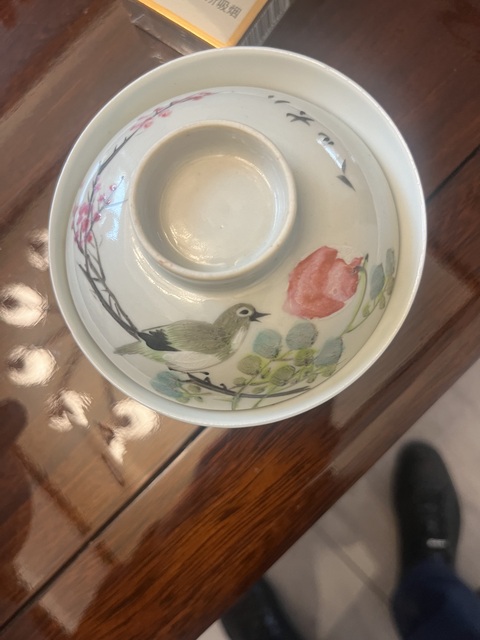 古玩陶瓷粉彩蓋碗真品鑒賞圖