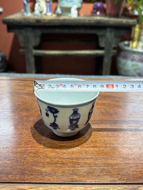 古玩陶瓷晚清青花博古紋壓手杯拍賣,當前價格3650元