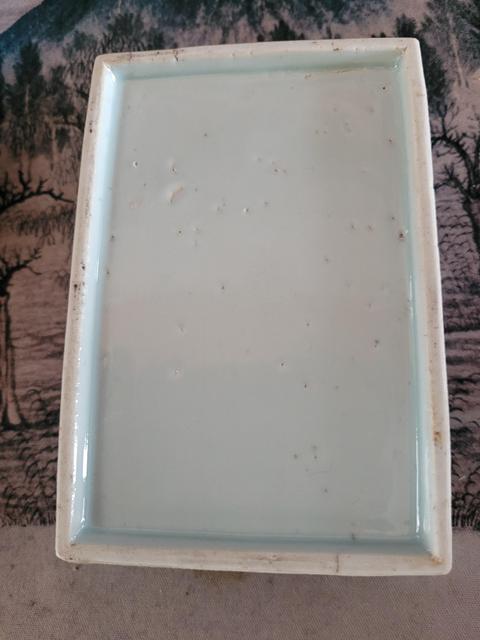 古玩陶瓷清中?嘉慶細路青花淡描草龍紋印泥盒拍賣,當前價格1200元