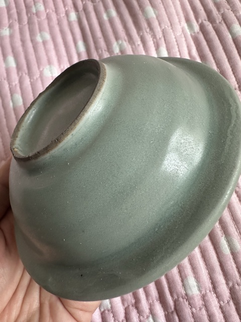 古玩陶瓷龍泉青瓷菊瓣折沿洗拍賣,當前價格7800元