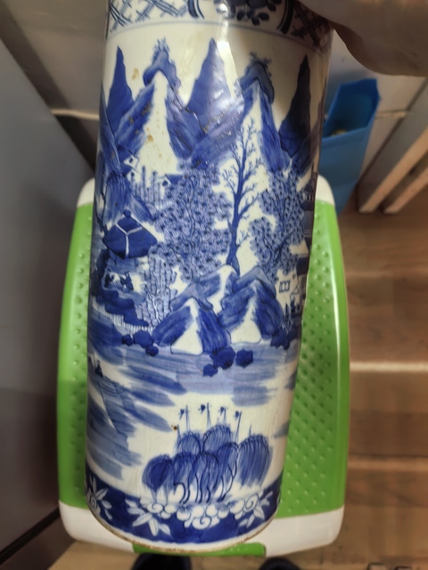 古玩陶瓷樵漁耕讀山水紋青花帽筒真品鑒賞圖