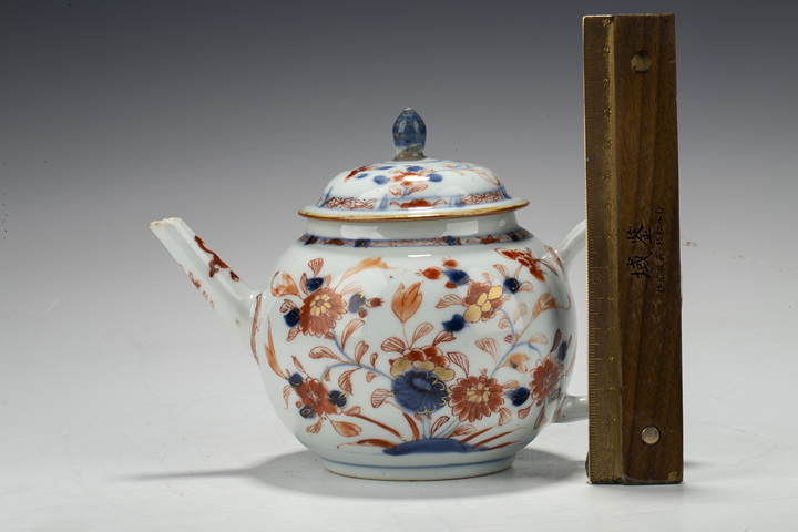 古玩陶瓷清康熙·青花礬紅描金花卉紋茶壺拍賣，當前價格2500元