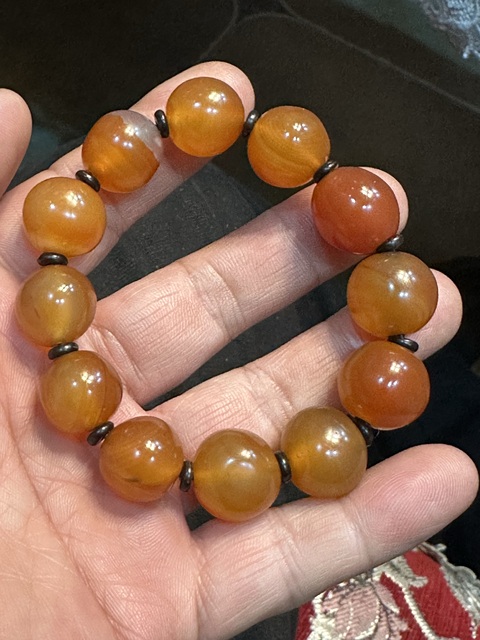 古玩玉器紅瑪瑙珠串拍賣,當前價格999元