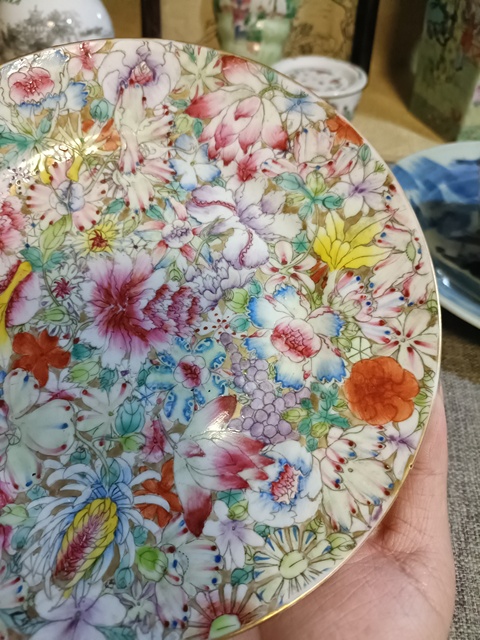 古玩陶瓷民國粉彩百花不落地紋賞盤拍賣,當(dāng)前價格3888元