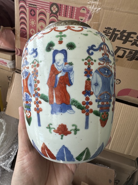 古玩陶瓷青花五彩人物故事紋罐真品鑒賞圖