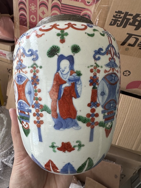 古玩陶瓷青花五彩人物故事紋罐真品鑒賞圖