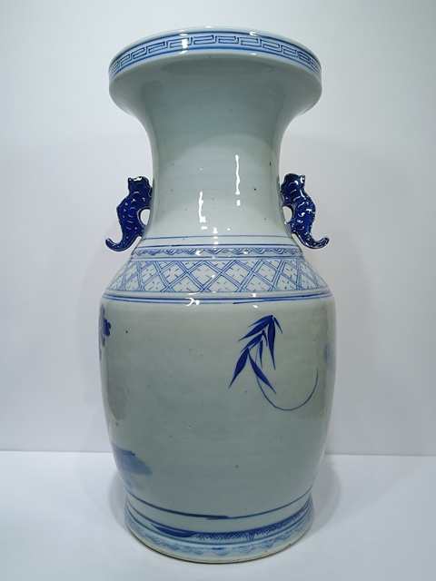 古玩陶瓷青花人物雙耳瓶拍賣，當前價格13000元