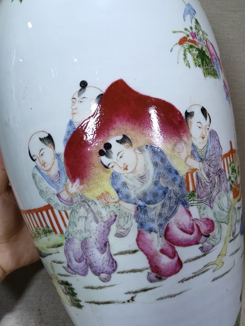 古玩陶瓷民國細路粉彩瓶拍賣,當前價格22000元