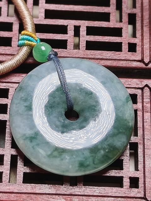 古玩玉器天然翡翠平安扣(帶翡翠鑒定證書)拍賣，當前價格580元