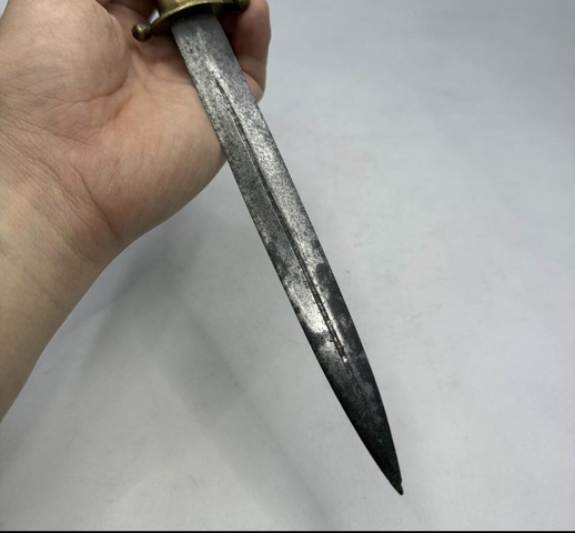 古玩銅器匕首真品鑒賞圖