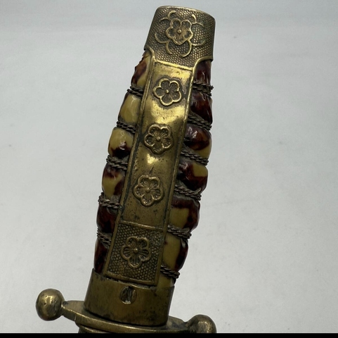 古玩銅器匕首真品鑒賞圖