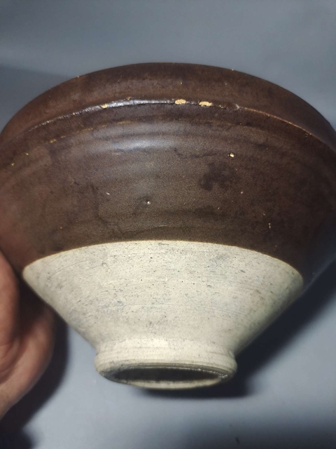 古玩陶瓷黑釉折沿大碗真品鑒賞圖